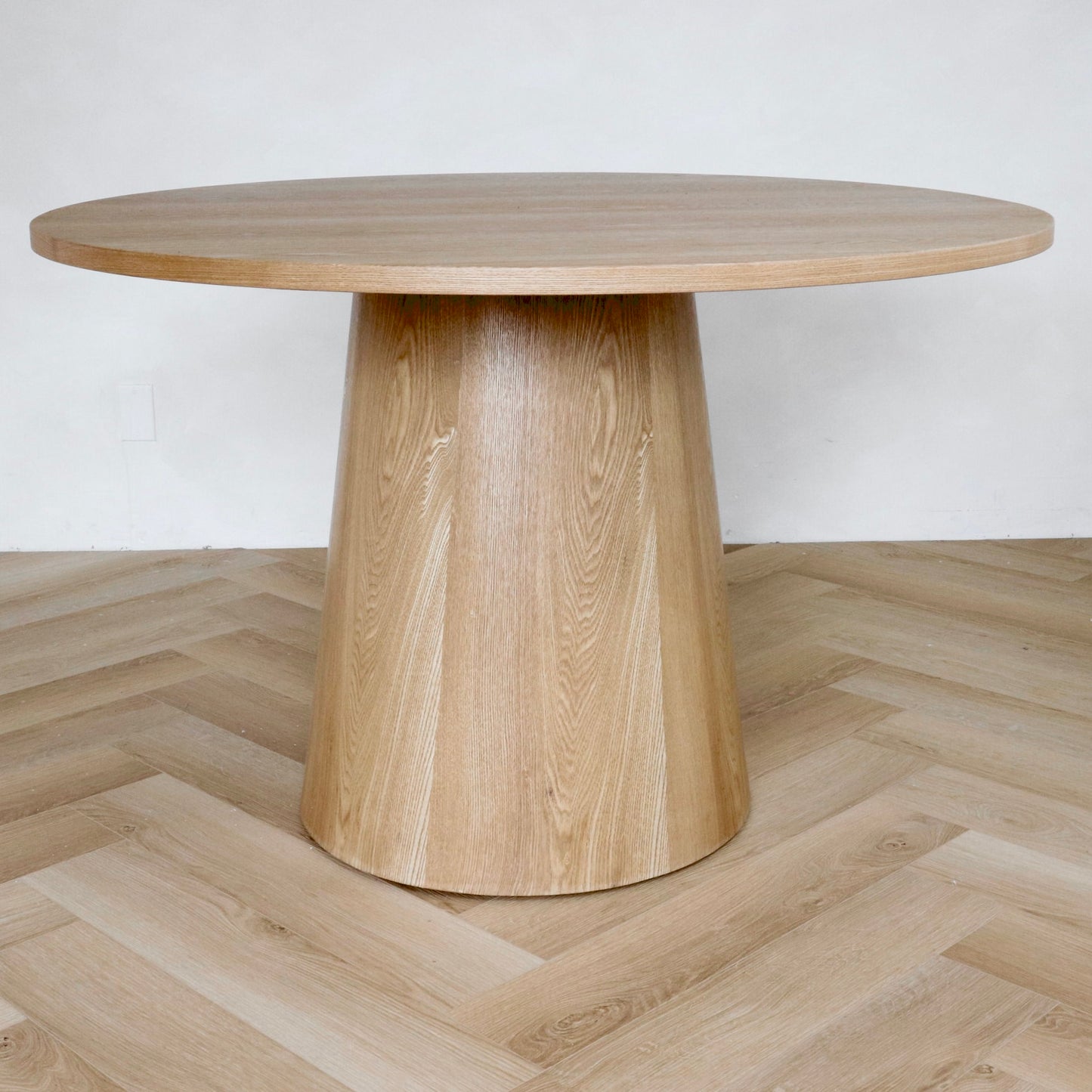RONDA Dining Table - Oak 48"