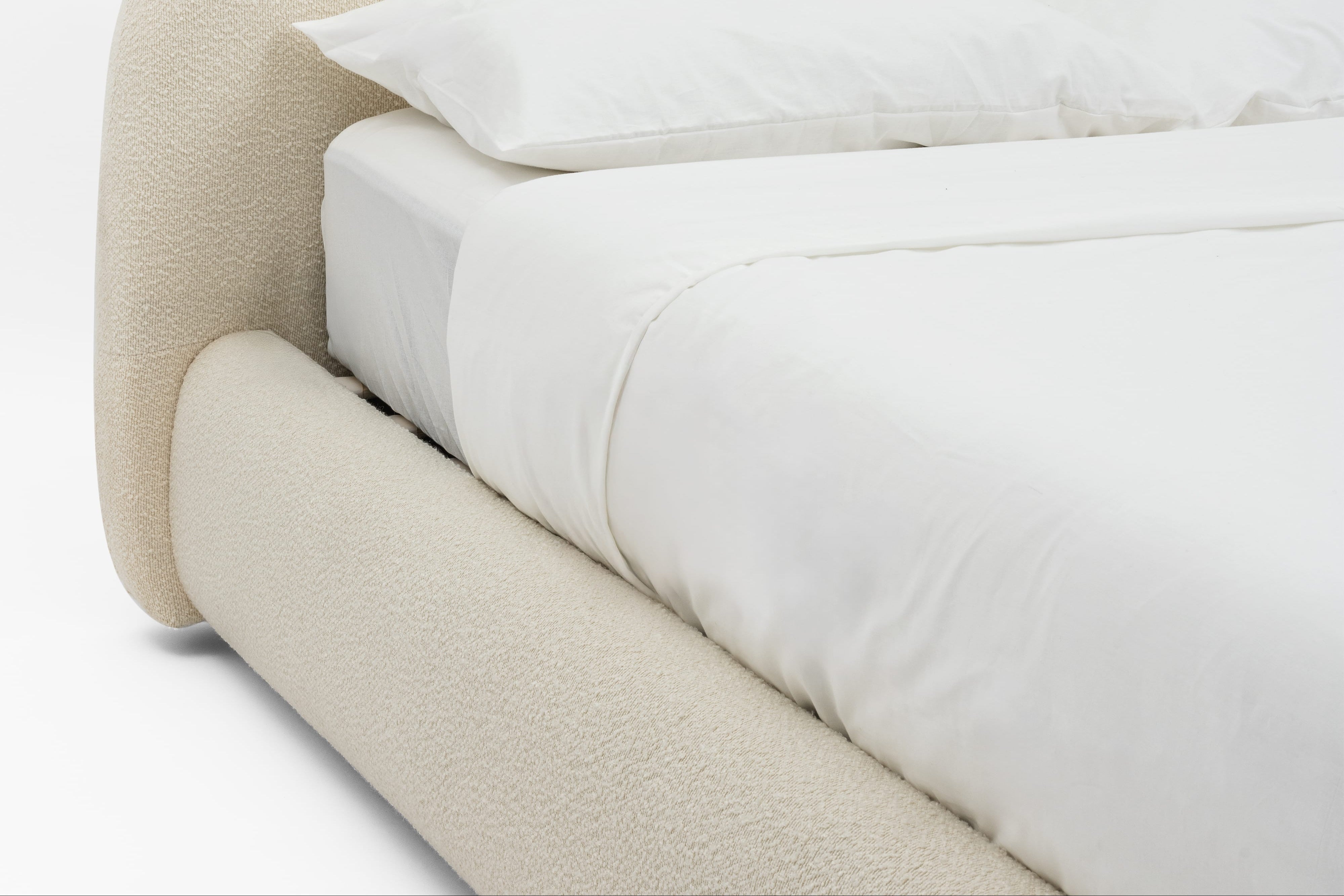 CLOUD Bouclé Bed with Storage