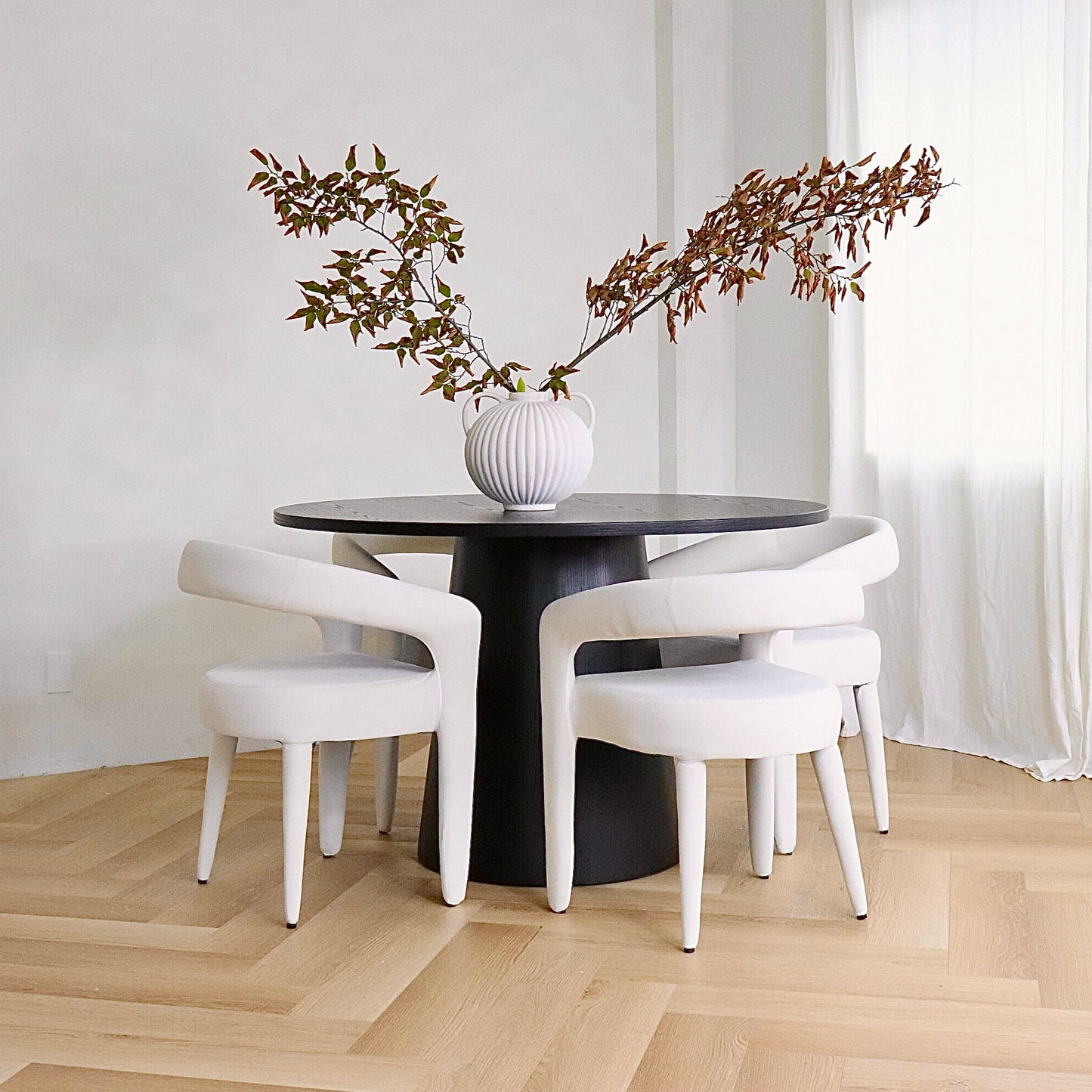 chair-white
